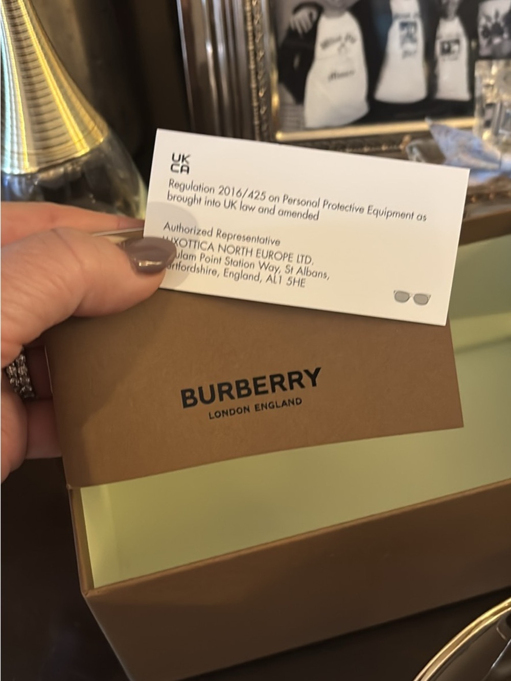 Burberry Brown and Tan Branded Sunglasses Case with Card - Picture 5 of 9